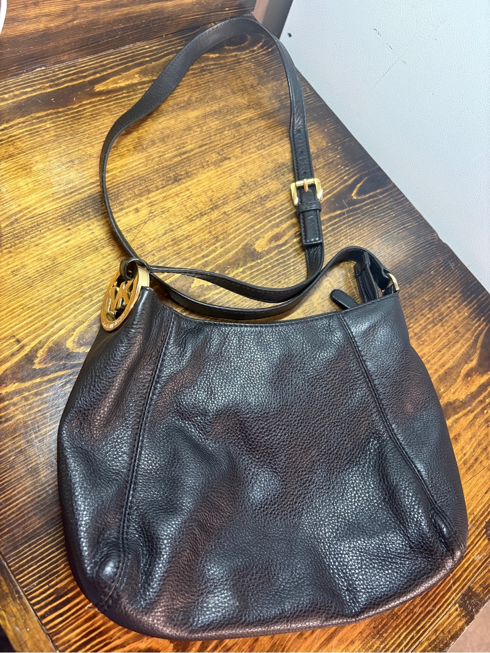MICHAEL Michael Kors black crossbody purse